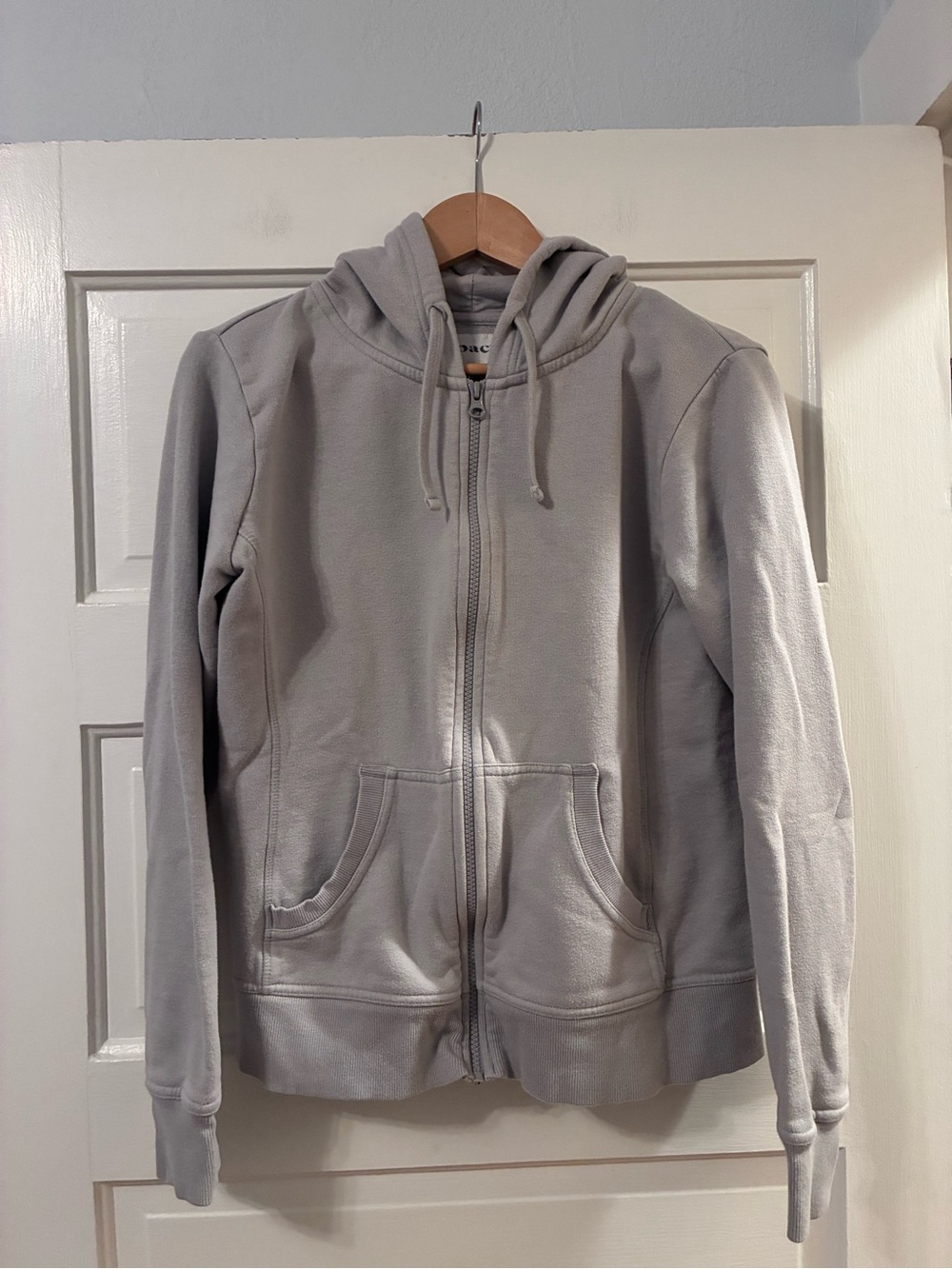 Pact Women's Organic Cotton Cloud Zip Up Hoodie Light Gray Medium